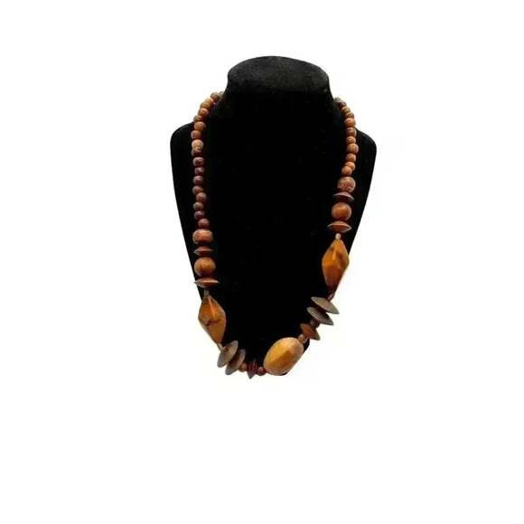 not branded Jewelry - Hand carved Hawaiian wooden Necklace vintage 21 inches